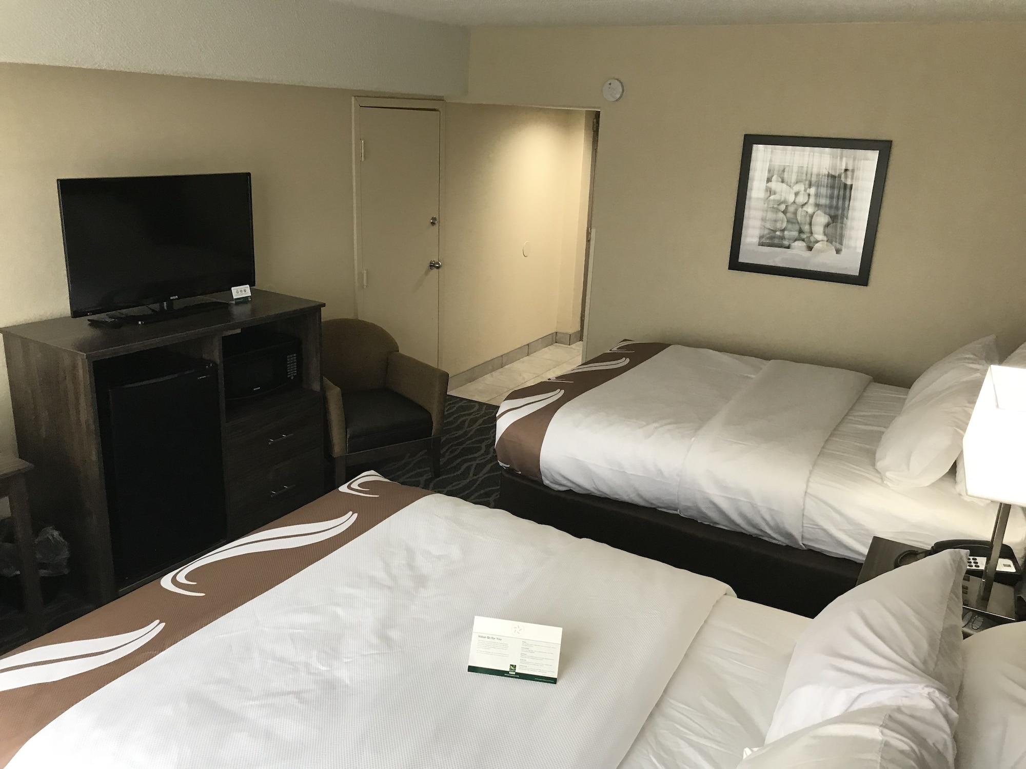 Quality Inn And Conference Center Richmond Extérieur photo