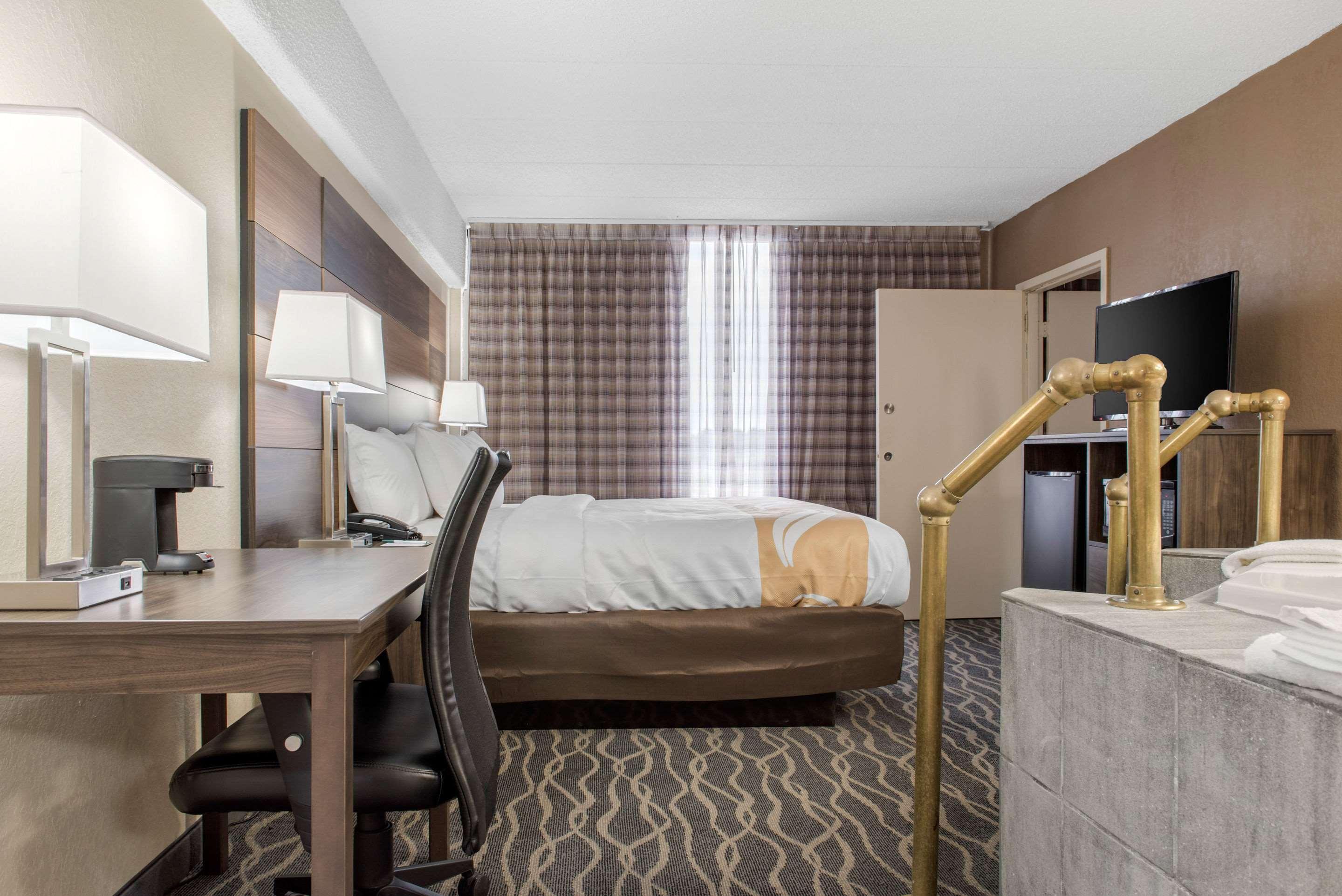 Quality Inn And Conference Center Richmond Extérieur photo