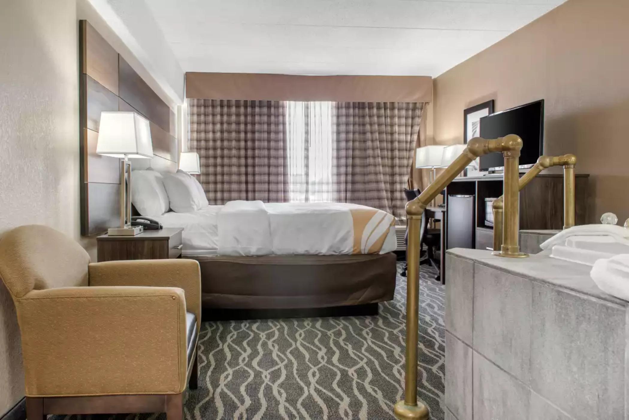 Quality Inn And Conference Center Richmond Extérieur photo